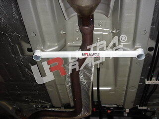 Ultra Racing Mid Lower Brace Toyota Yaris Mk2 2005-2010 ML2-405