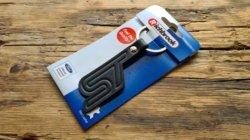 Richbrook Official Licensed BLACK Embossed Leather Keyring - Ford ST